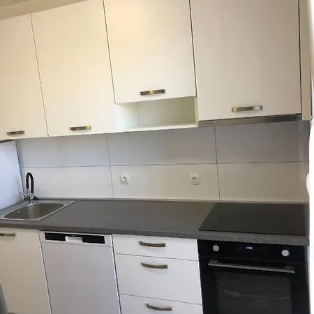 Apartment Apartman Lana